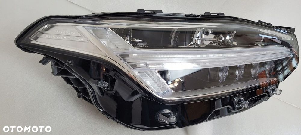LAMPA PRAWA FULL LED ACTIVE HIGH BEAM VOLVO XC90 II LIFT 2019- - 4