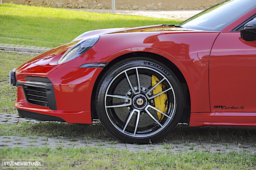 Porsche 911 (992) Turbo S PDK - 4
