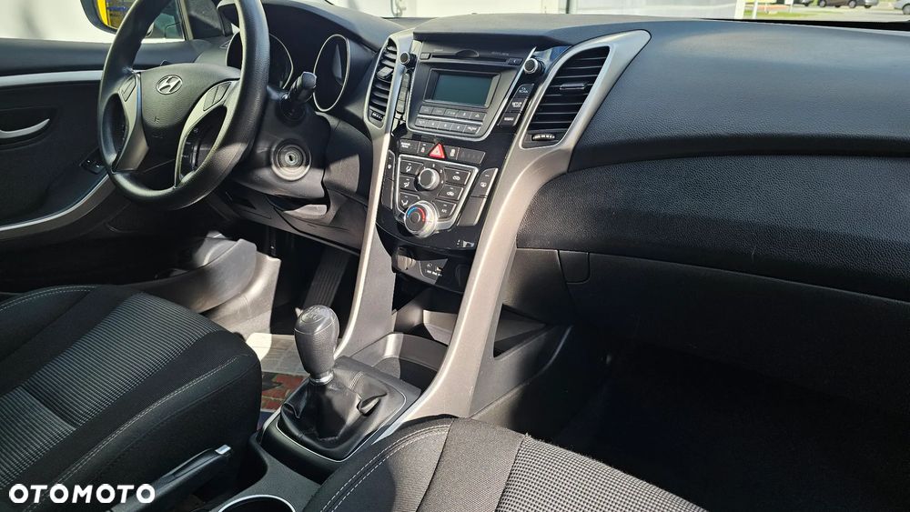 Hyundai i30 1.4 Premium - 18