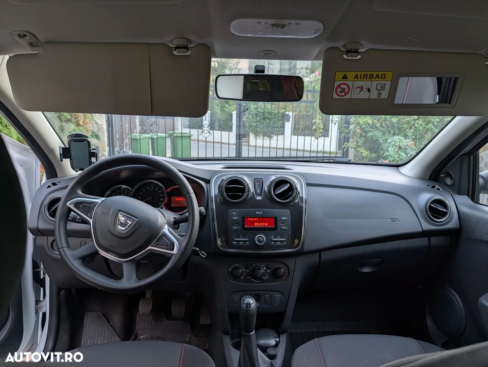 Dacia Logan - 8
