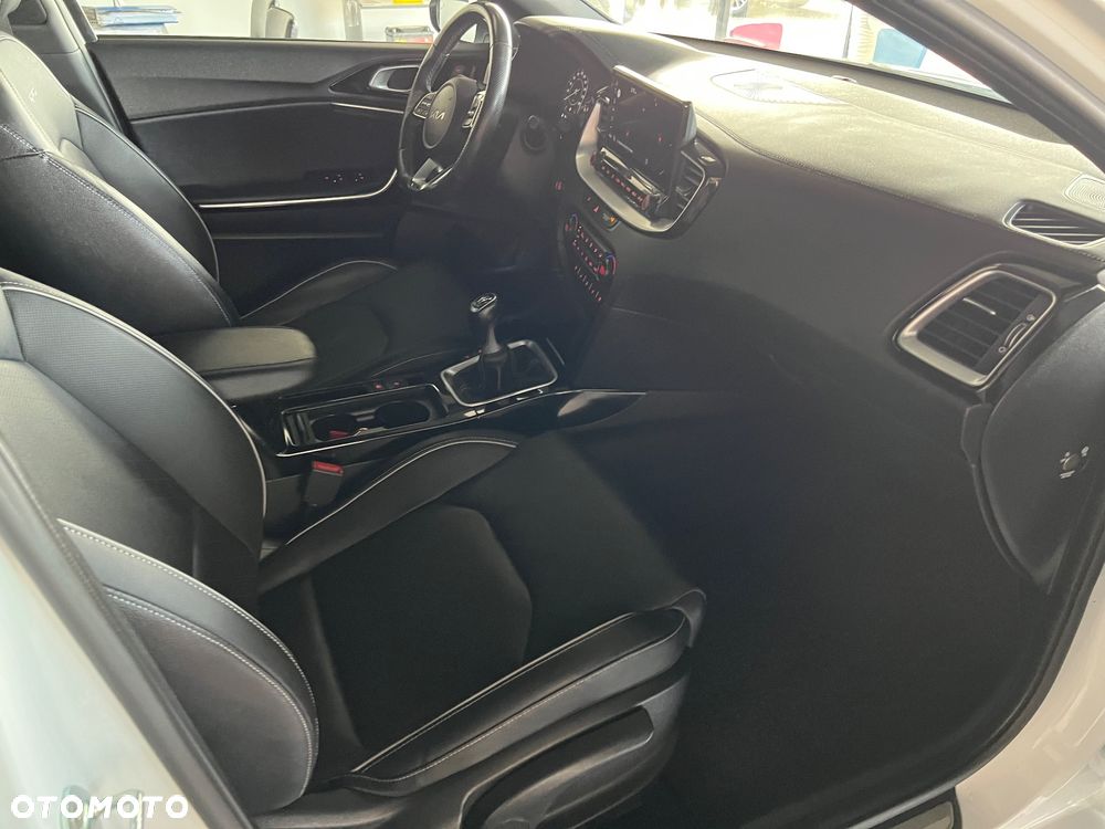 Kia Ceed 1.0 T-GDI GT-Line - 34