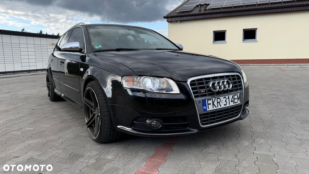 Audi S4 Limousine - 1