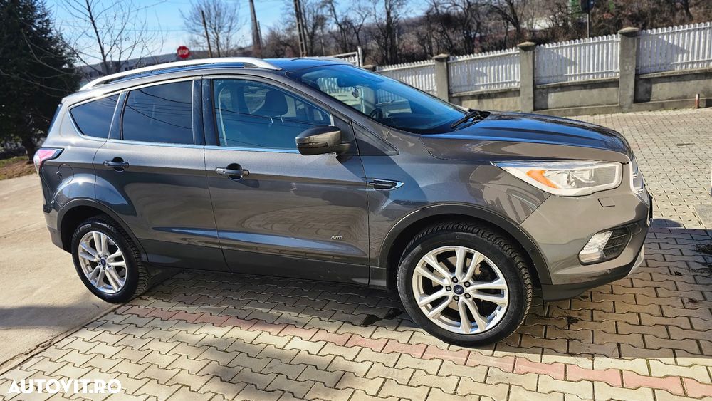 Ford Kuga 2.0 TDCi 4WD Titanium - 11