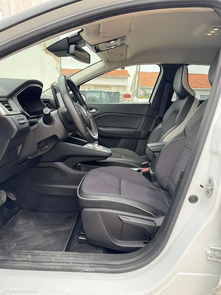 Renault Captur - 23
