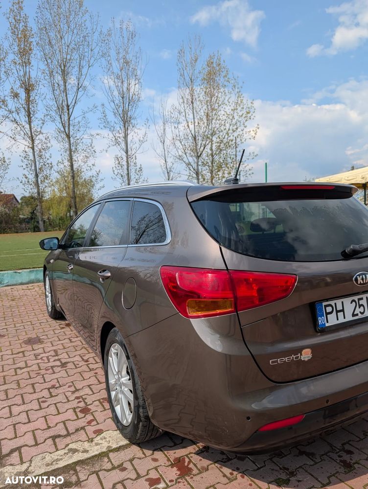 Kia Ceed 1.4 CVVT Dream Team Edition - 21
