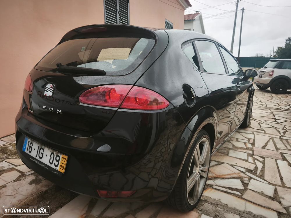 SEAT Leon 2.0 TDI DPF FR - 34