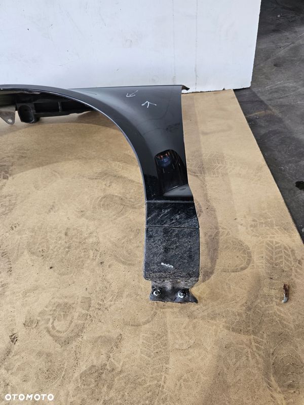 BŁOTNIK LEWY PRZÓD AUDI A3 8P LIFT 2008-2012 LZ9Y - 9