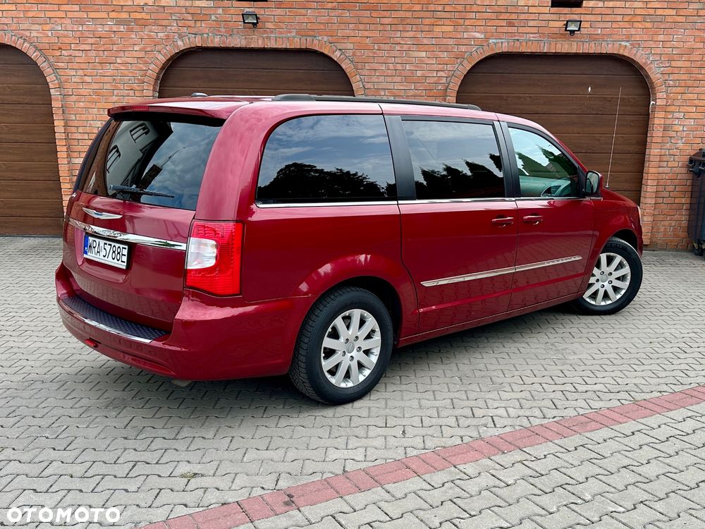 Chrysler Town & Country 3.6 Touring - 8