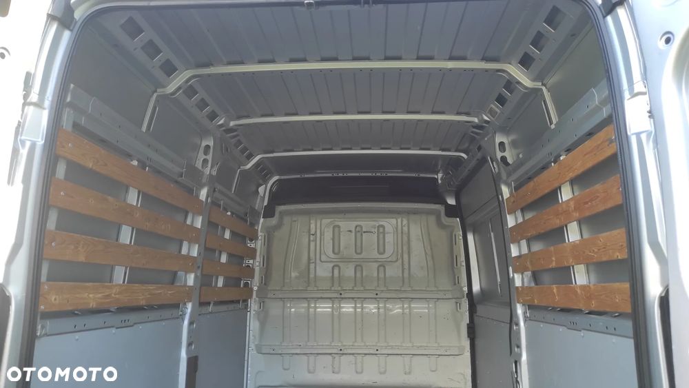 Peugeot Boxer - 25