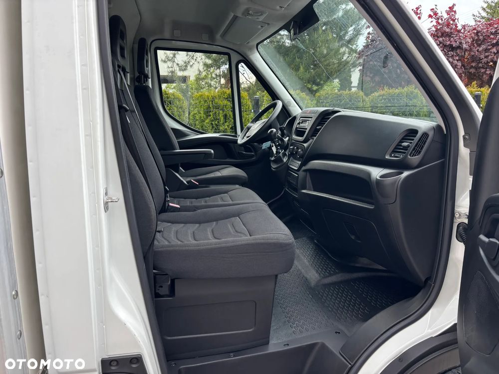 Iveco Daily 35C15**Kontener**Winda**Klima**Sprowadzony - 16