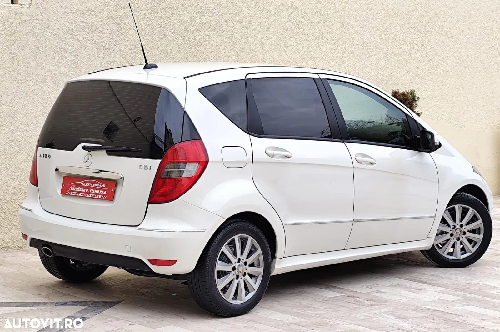 Mercedes-Benz A - 3