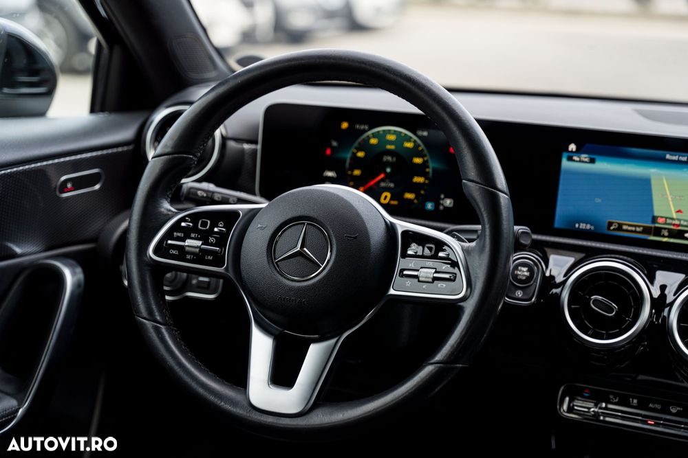 Mercedes-Benz A 180 d 7G-DCT - 17