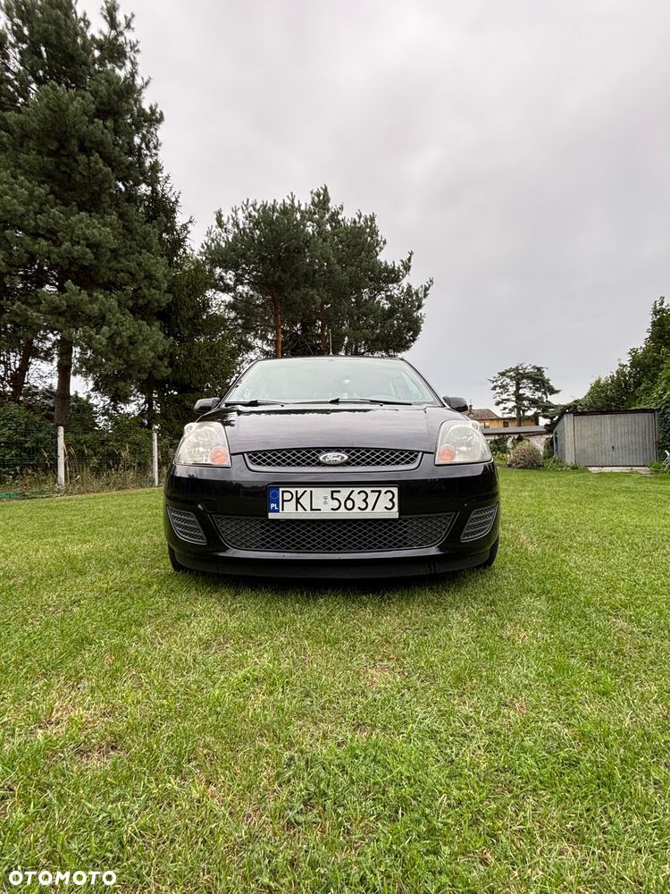 Ford Fiesta 1.3 - 8