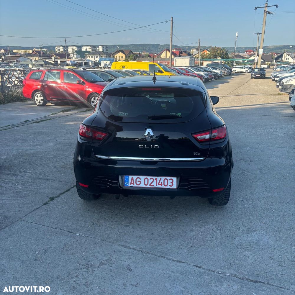 Renault Clio TCe 90 Paris - 3