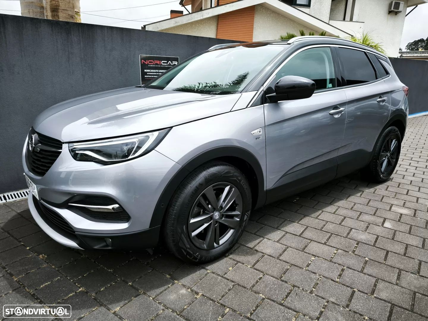 Opel Grandland X 1.2 S&S 120 Anos - 10