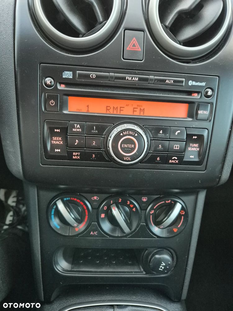 Nissan Qashqai - 17