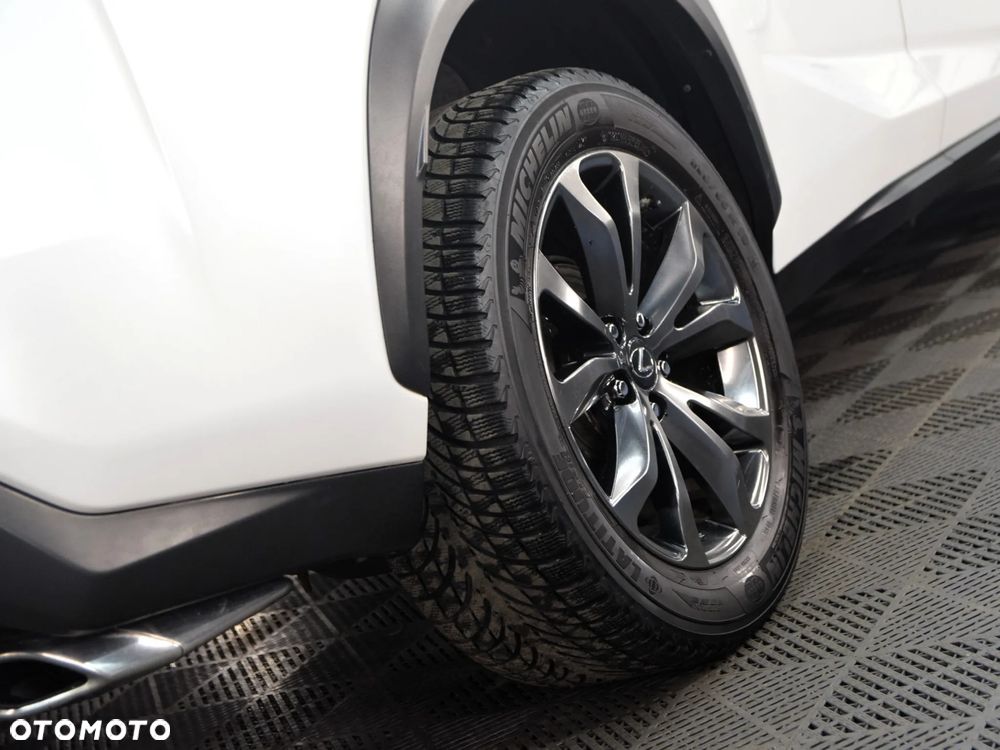 Lexus NX 200t F Sport AWD - 34