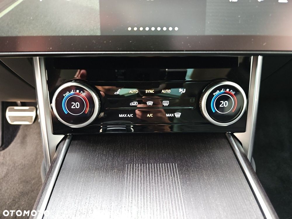 Land Rover Range Rover - 29