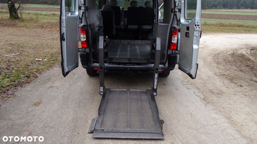 Renault MASTER 2.5 120KM KLIMA * WEBASTO * WINDA * WZOROWY STAN ! - 21