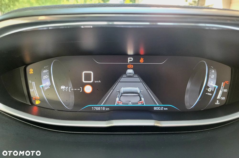 Peugeot 5008 1.5 BlueHDi Allure S&S EAT8 - 23