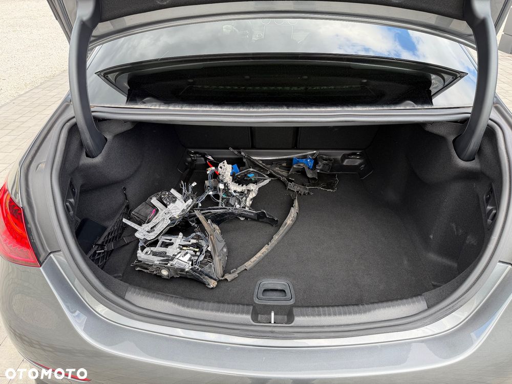 Mercedes-Benz Klasa C 220 d mHEV 4-Matic AMG - 35