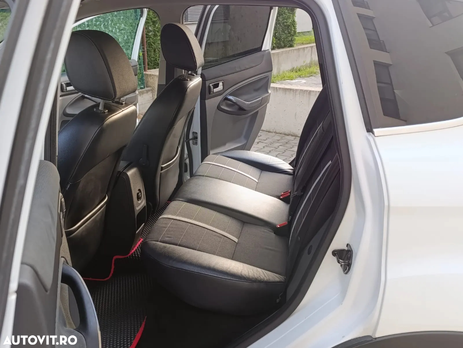 Ford Kuga - 6