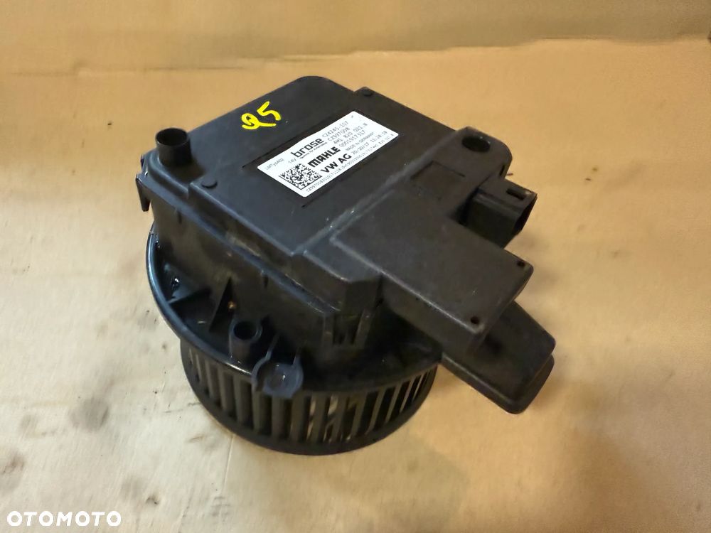 Wentylator nawiewu nagrzewnicy 4M1820021B Audi Q5 OE - 1