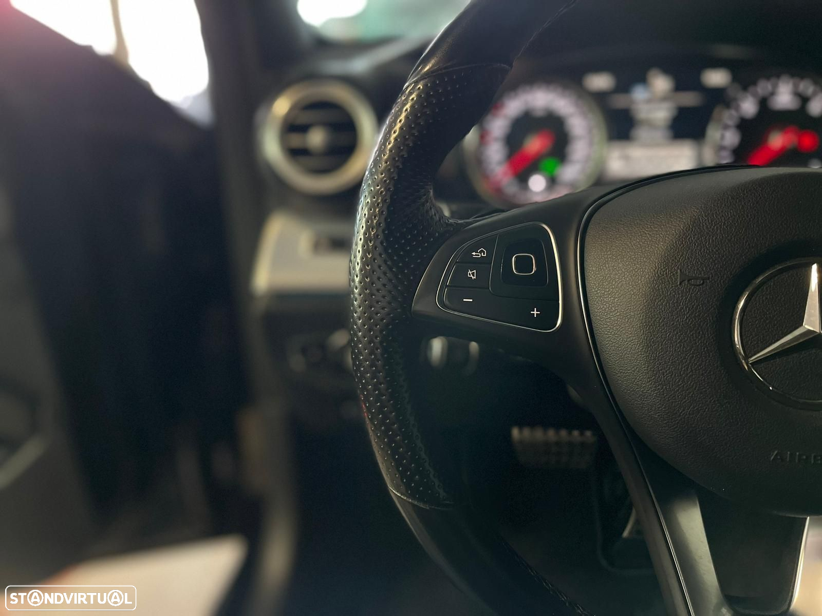 Mercedes-Benz E 220 - 12