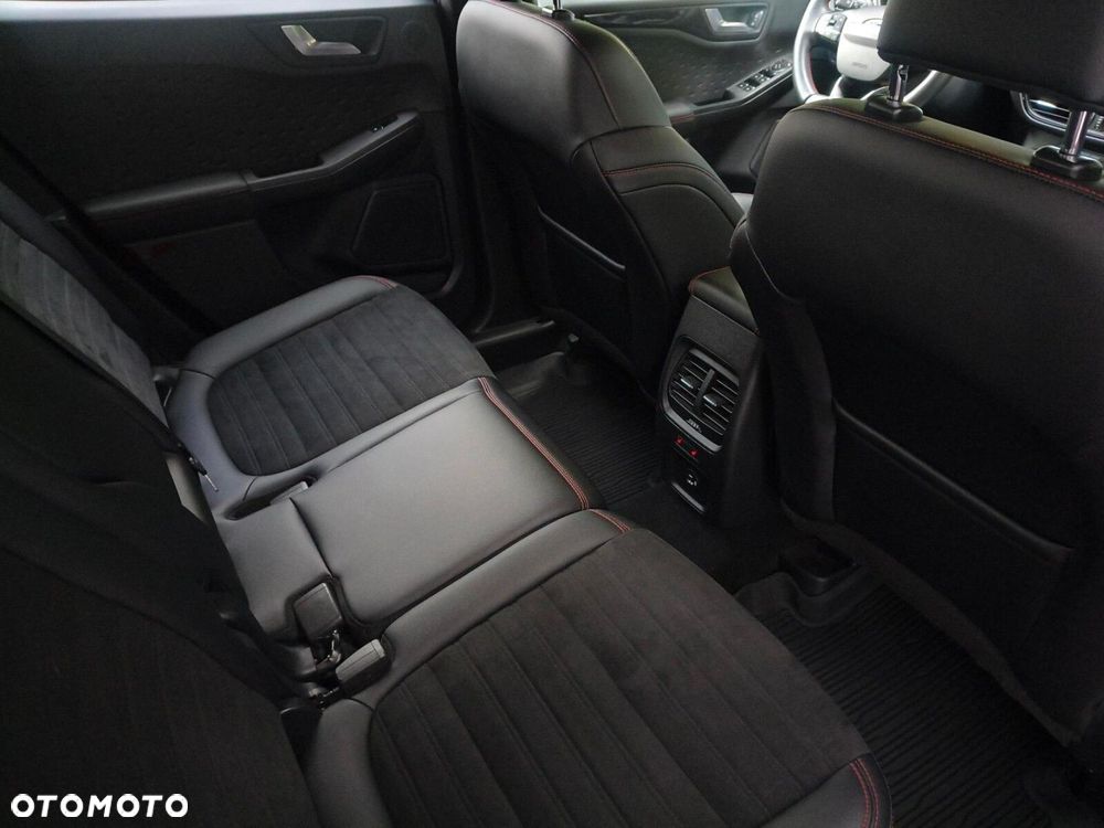 Ford Kuga 2.0 EcoBlue AWD ST-Line X - 30