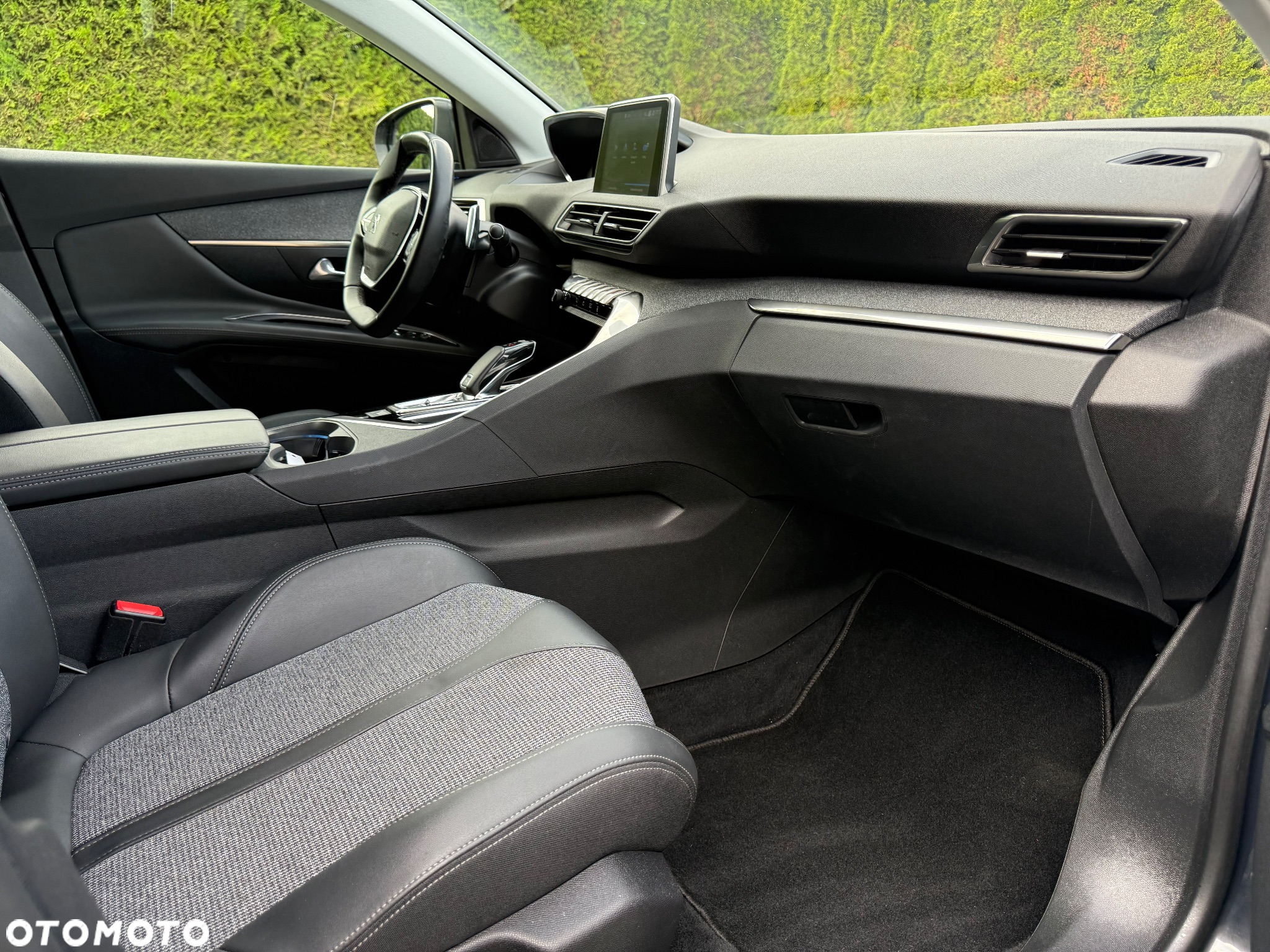 Peugeot 3008 1.5 BlueHDi Allure Pack S&S EAT8 - 13