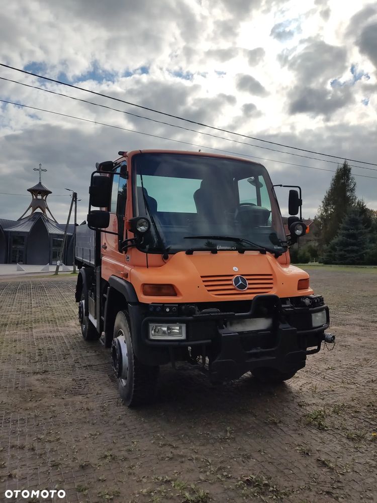 Mercedes-Benz Unimog 4x4 wywrotka - 2