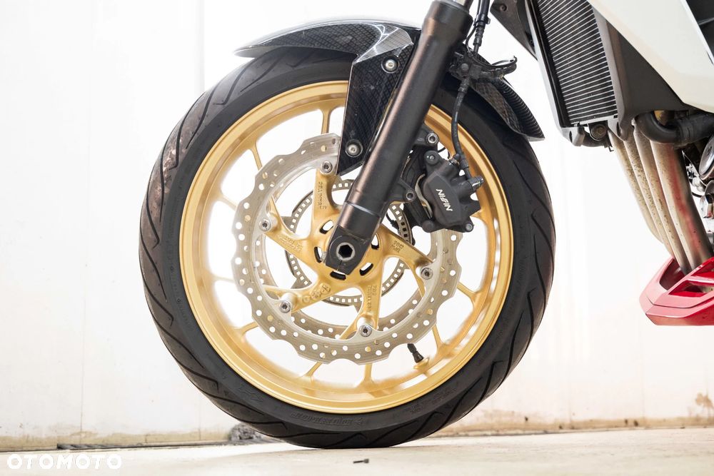 Honda CB - 32