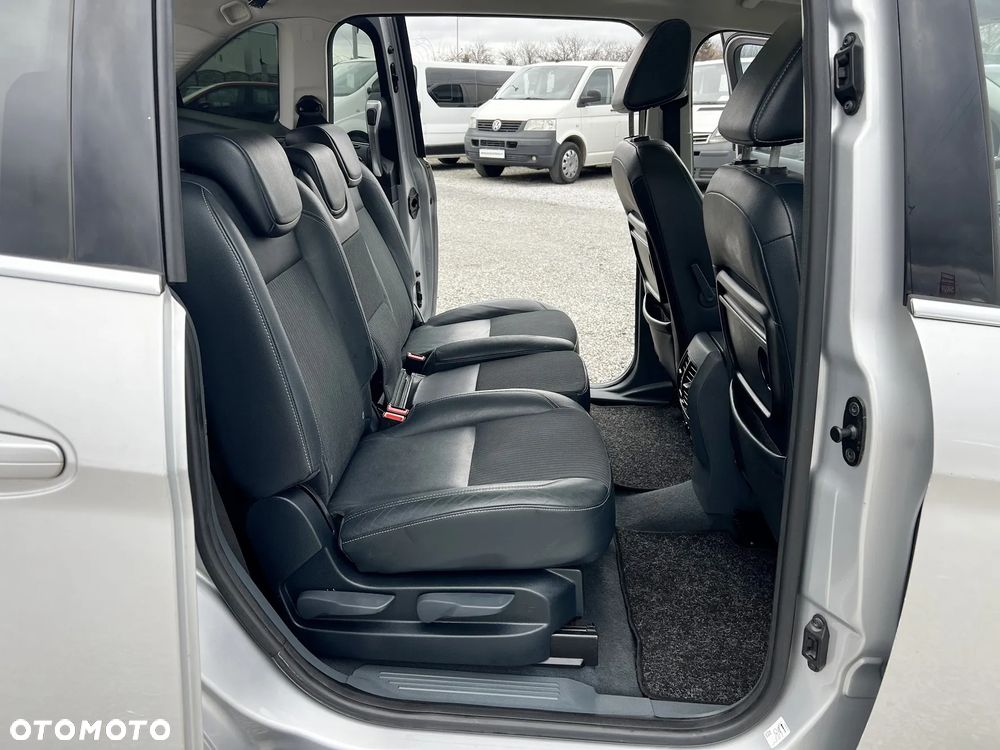 Ford Grand C-MAX 2.0 TDCi Titanium - 12