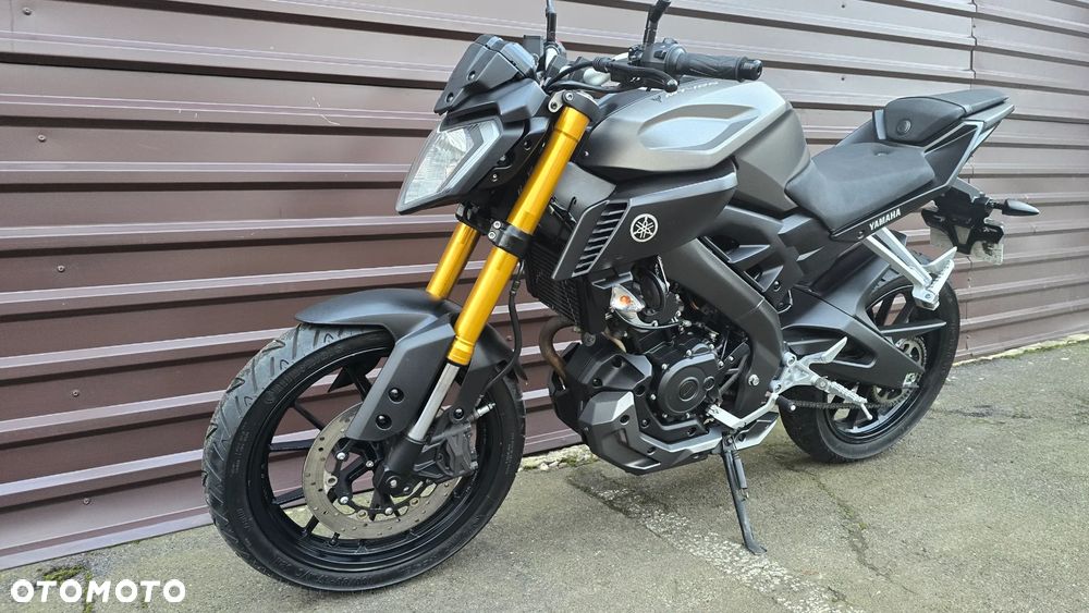 Yamaha MT - 2