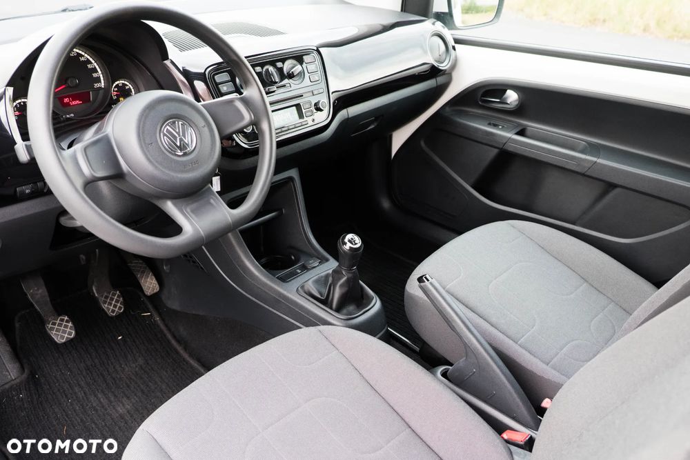 Volkswagen up! - 18