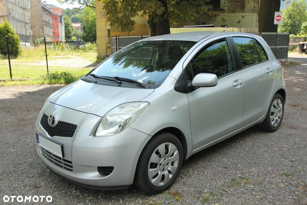 Toyota Yaris 1.3 - 1