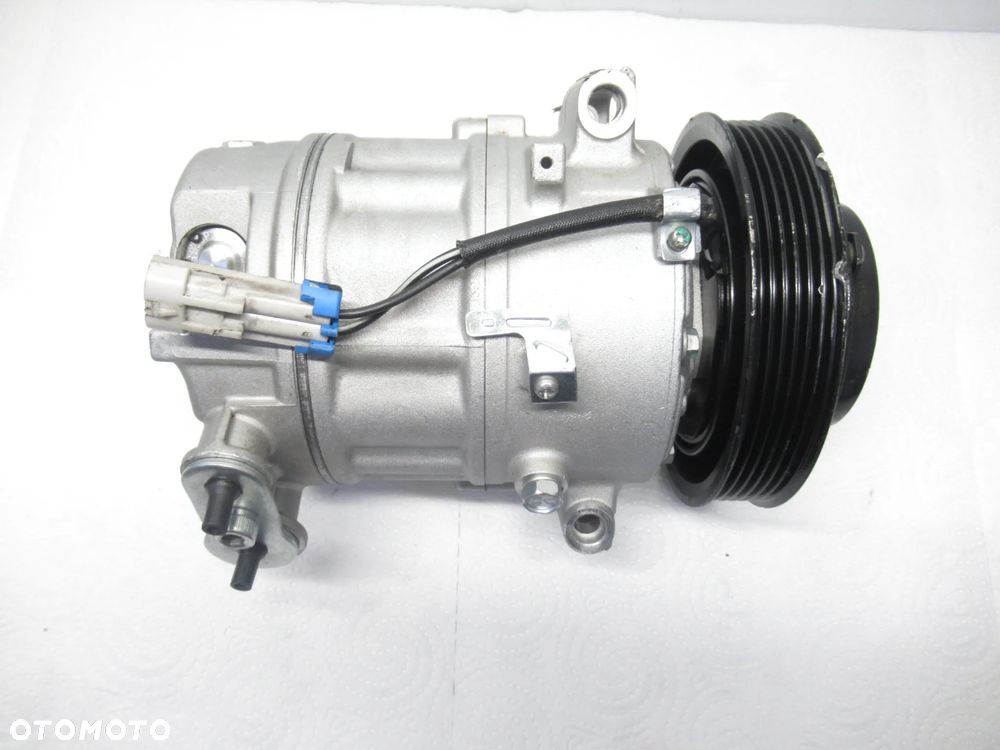Kompresor klimatyzacji Alfa Romeo 159 Brera Spider 1.8 3.2 Lucas ACP812 60693333 71789102