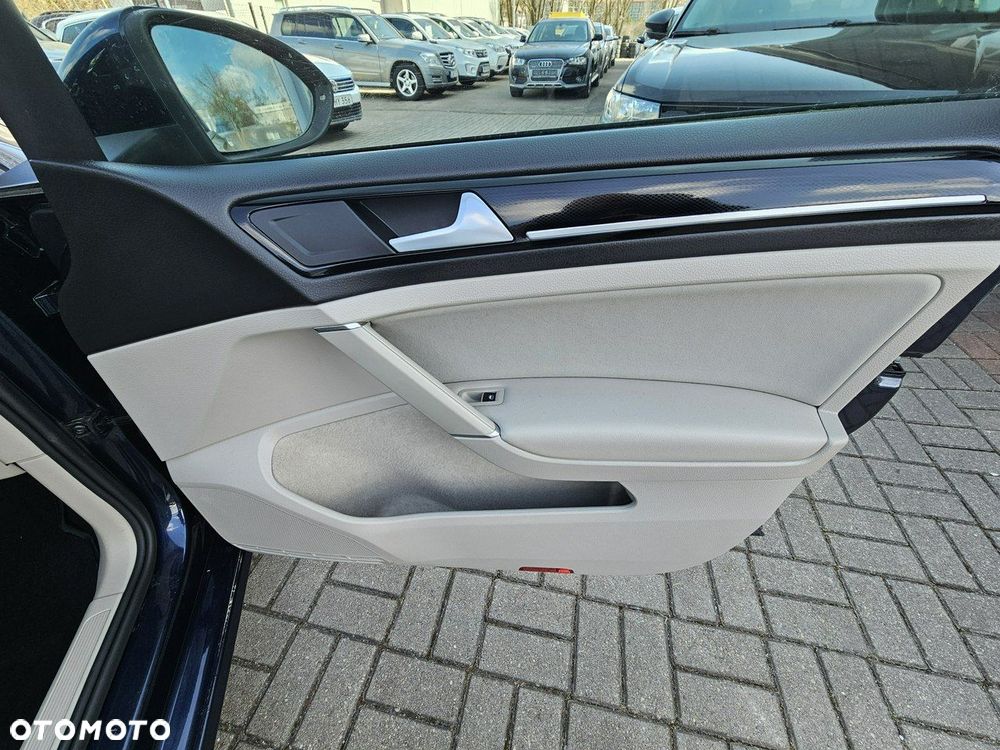 Volkswagen Golf Variant 1.4 TSI BlueMotion Technology Comfortline - 24