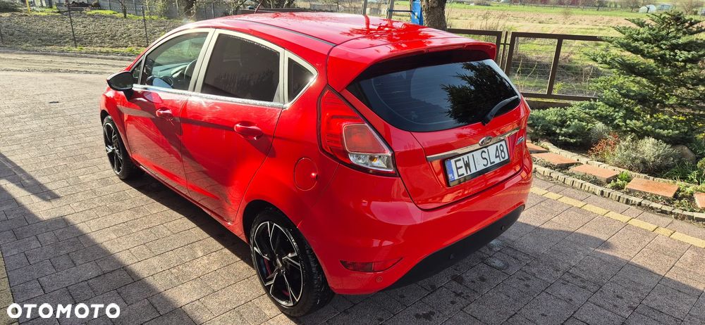 Ford Fiesta 1.0 EcoBoost STart-Stop Titanium - 4