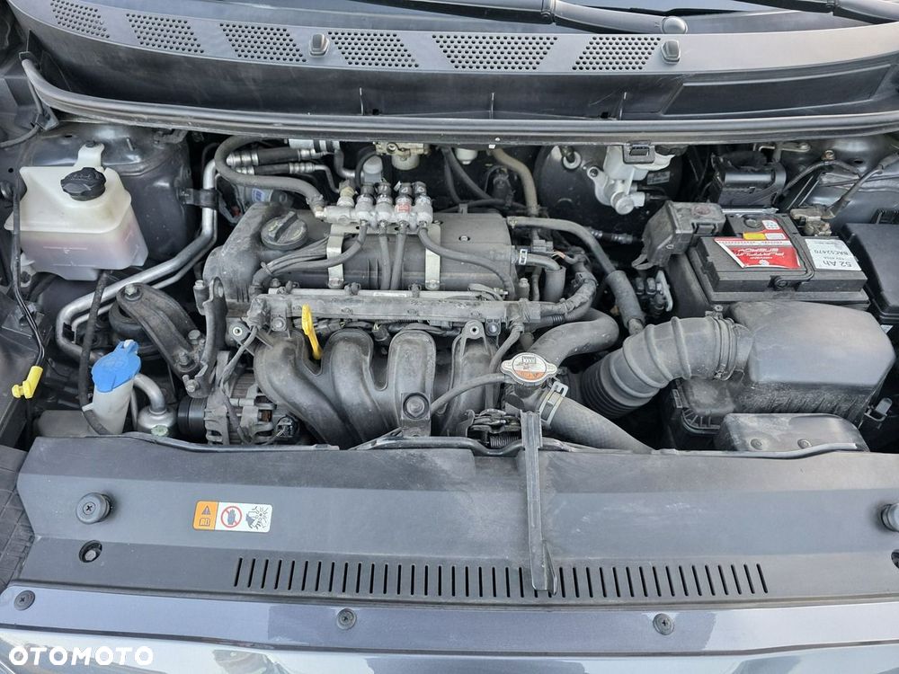 Hyundai ix20 - 16