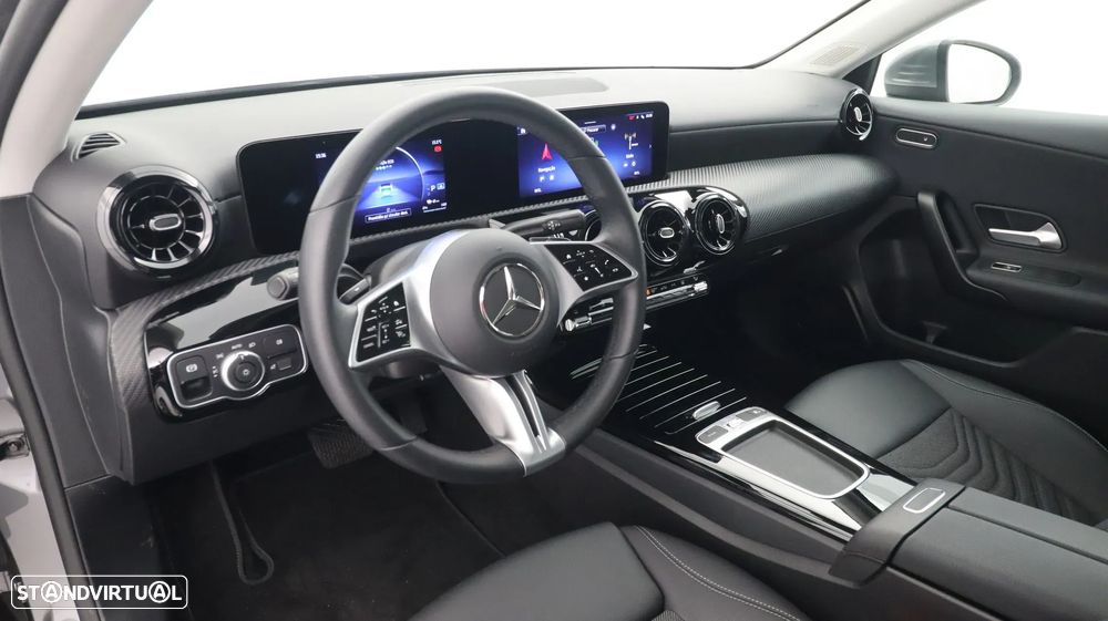 Mercedes-Benz A 250 Limousine e - 23