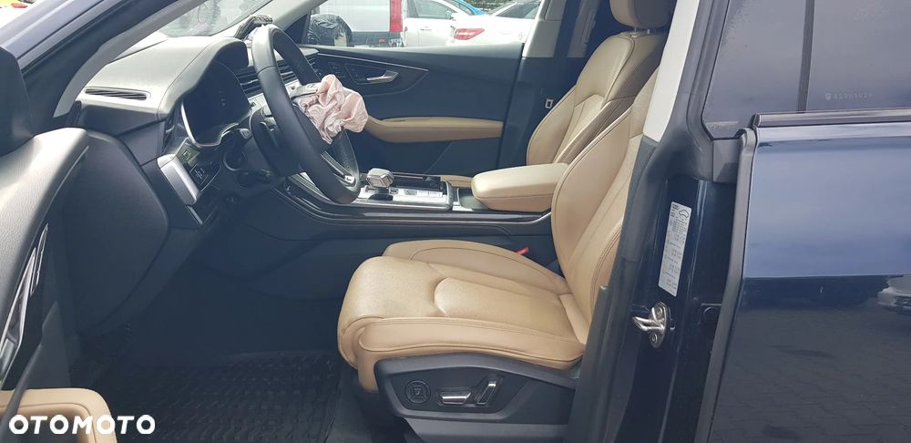 Audi Q8 SUV TFSI quattro 250 kW tiptronic S line business - 30