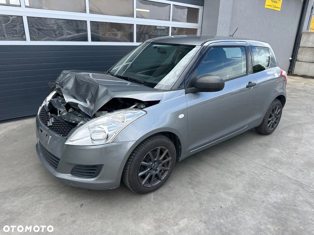 Suzuki Swift 1.2 Club - 5