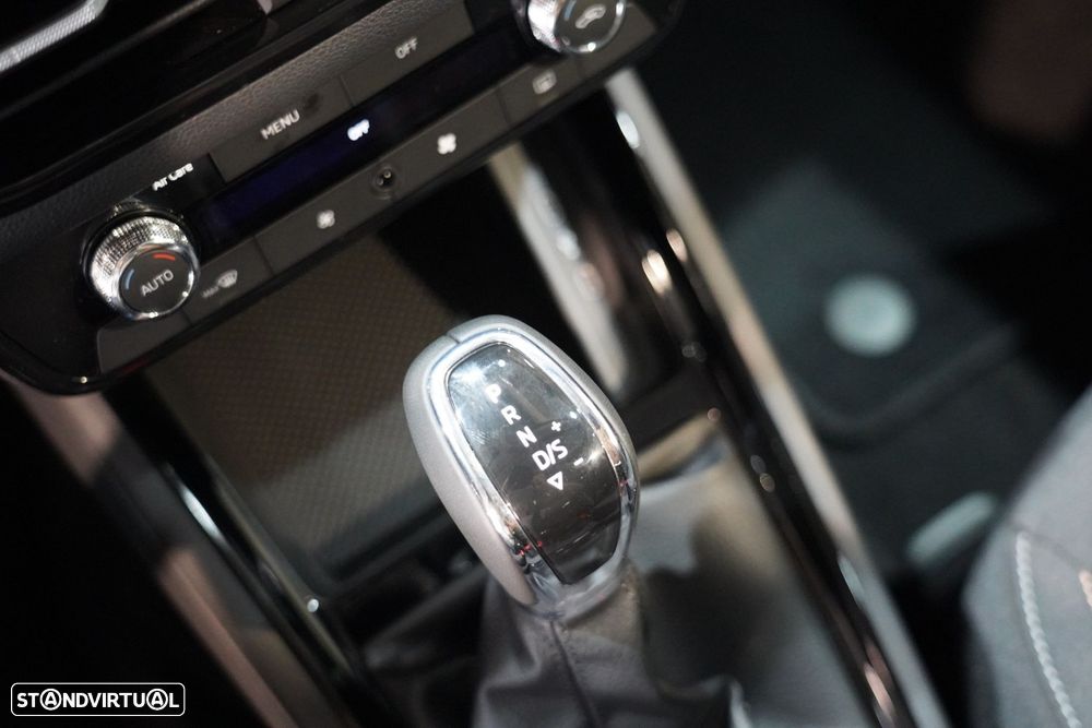 Skoda Kamiq 1.0 TSI Ambition DSG - 37