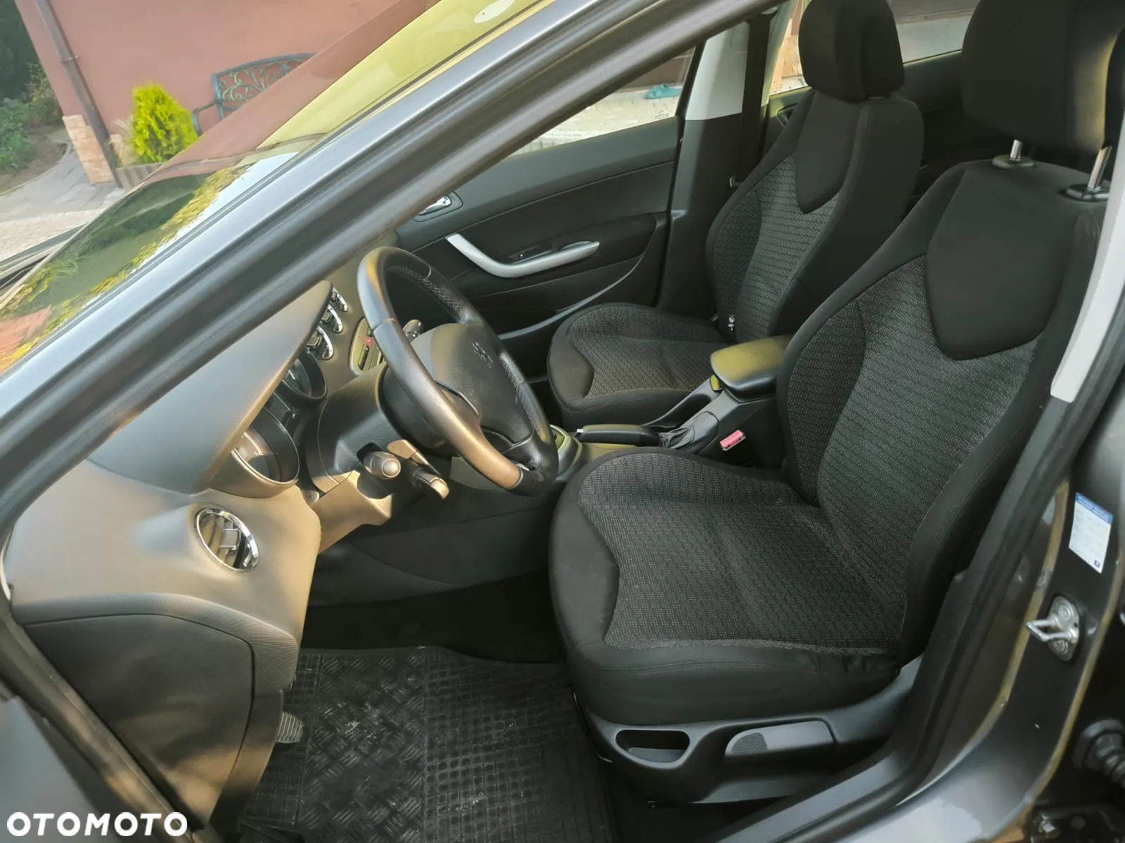 Peugeot 308 HDi FAP 110 Premium - 10