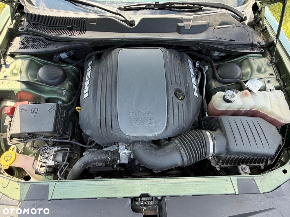 Dodge Challenger 5.7 R/T - 31