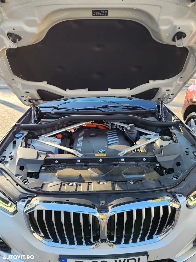 BMW X5 xDrive45e - 26