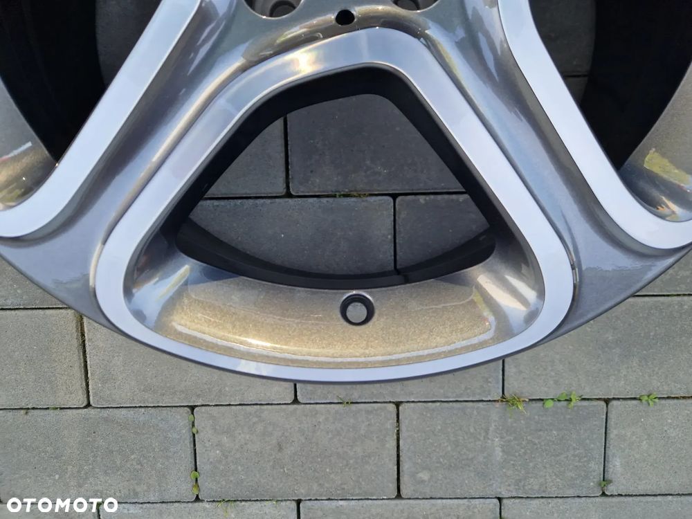 FELGA MERCEDES  B-KLASA W246 7,5Jx17H2, ET52,5, 5x112 - NOWA ORYGINALNA - 2