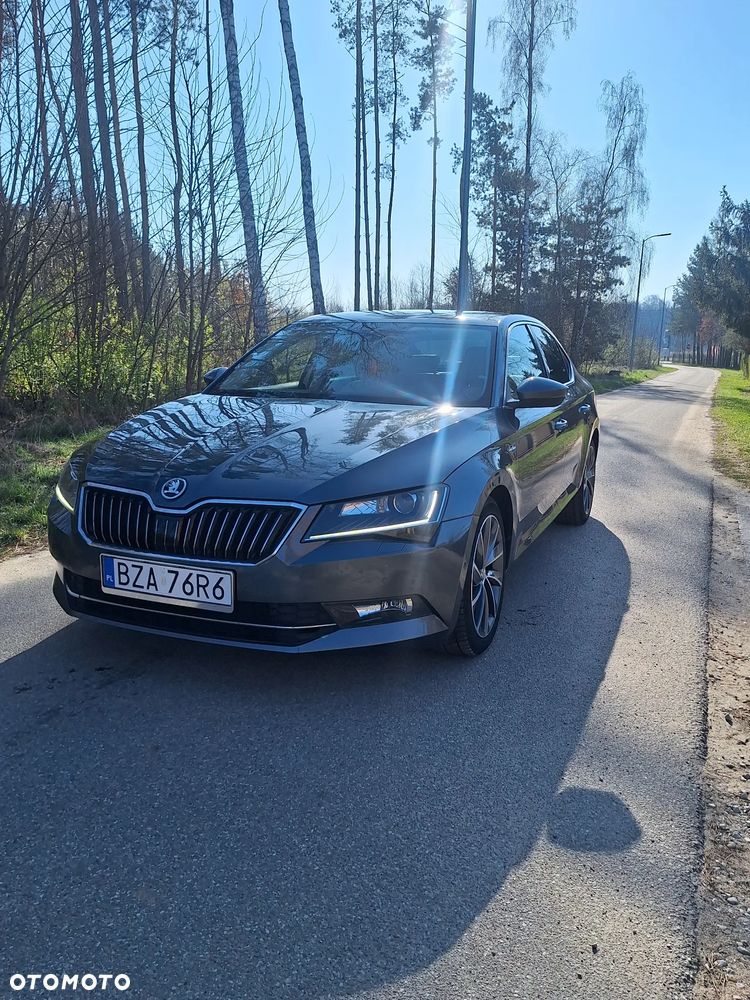 Skoda Superb 2.0 TDI 4x4 L&K DSG - 1