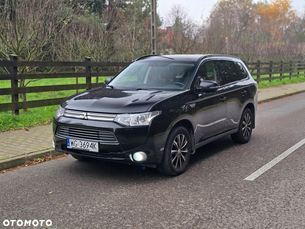 Mitsubishi Outlander - 9